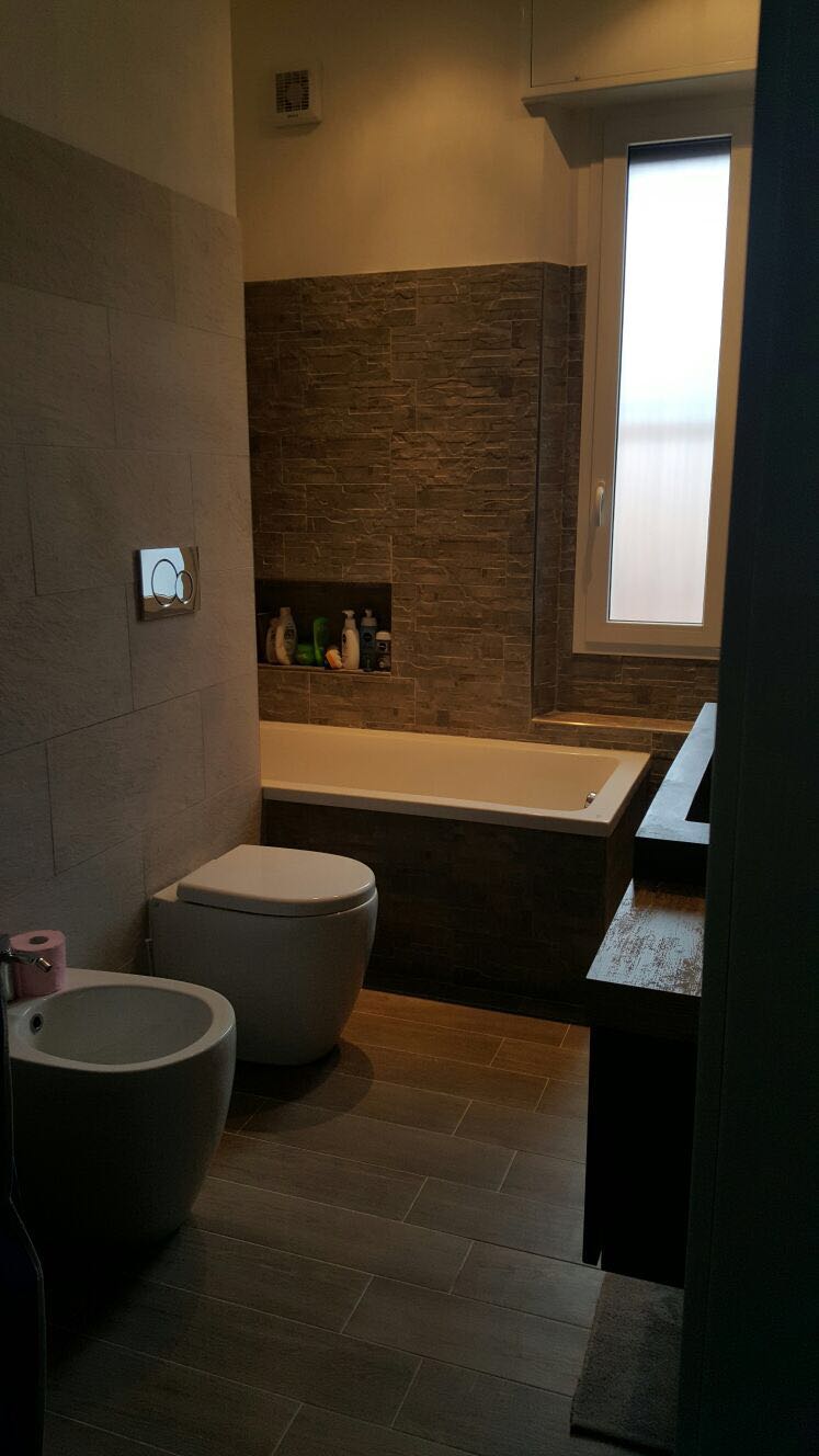 Ristrutturazione appartamento in villa milano edilpero infissi ceramica porte pavimenti vista bagno 05