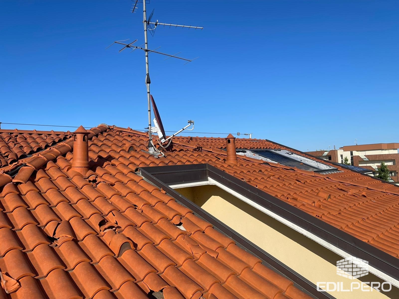 rifacimento tetto dopo grandine